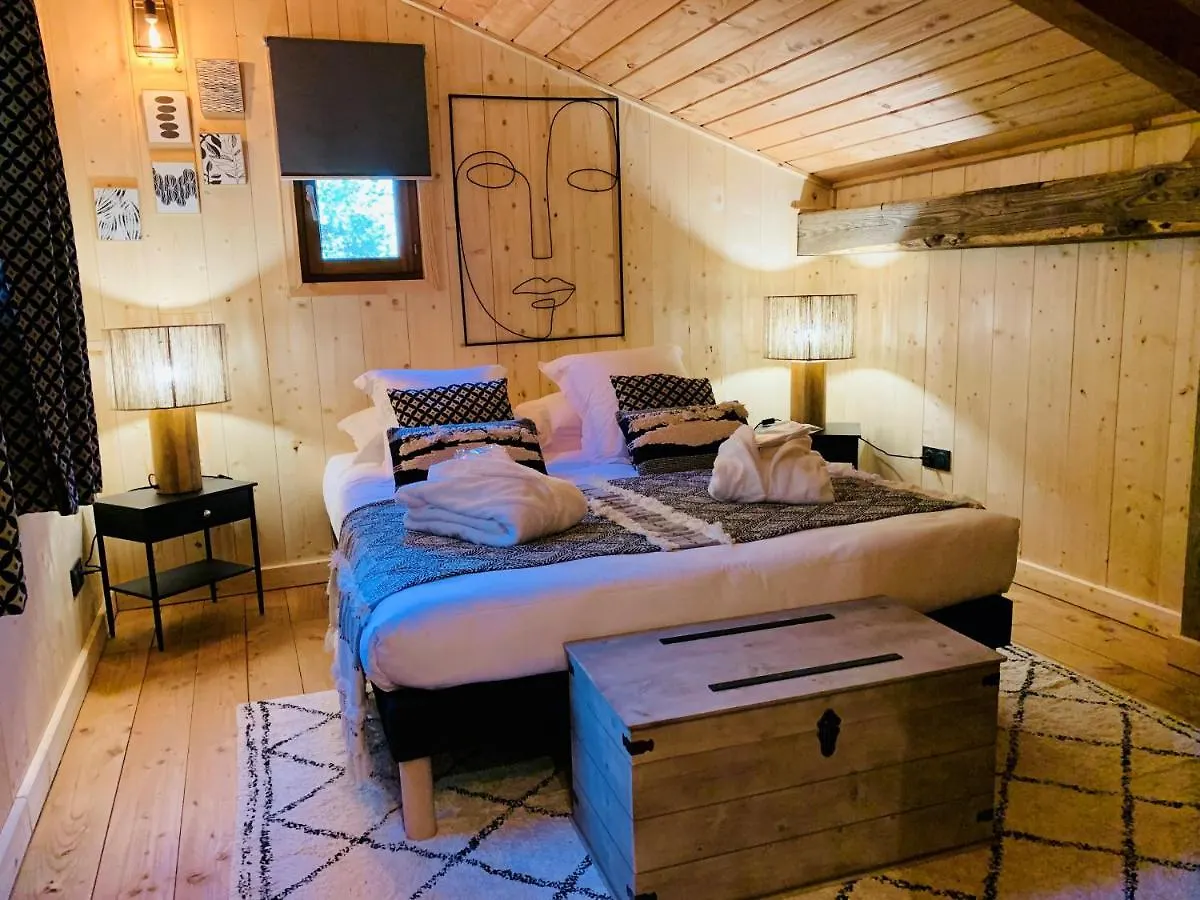 Hotel Domaine de Chalvêches Hôtel SPA 4* Faugères in Rhone-Alpes